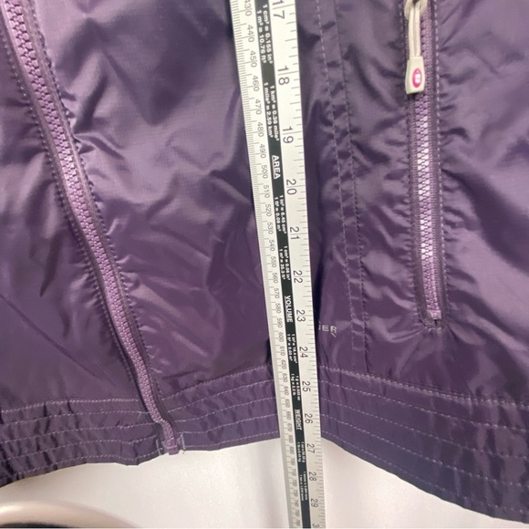 NWOT Eddie Bauer, purple lightweight, hooded partially lined vest size Large - Picture 10 of 15